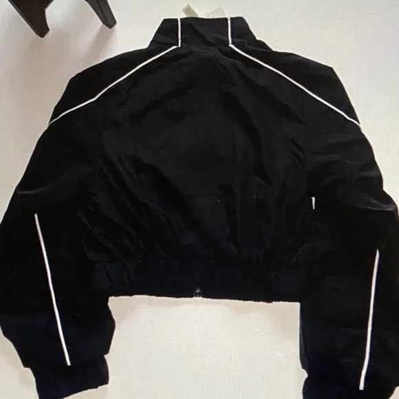 ALO Yoga Black Cropped Bomber Jacket with White Piping - Picture 3 of 5